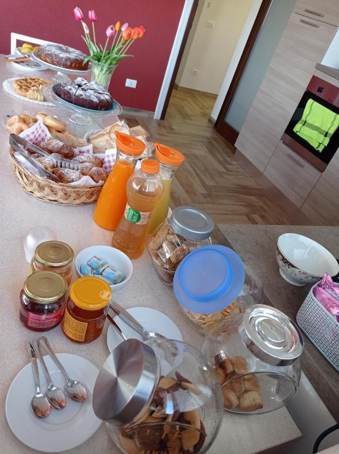 쿠스토나치 Cofanomare B&B 외부 사진