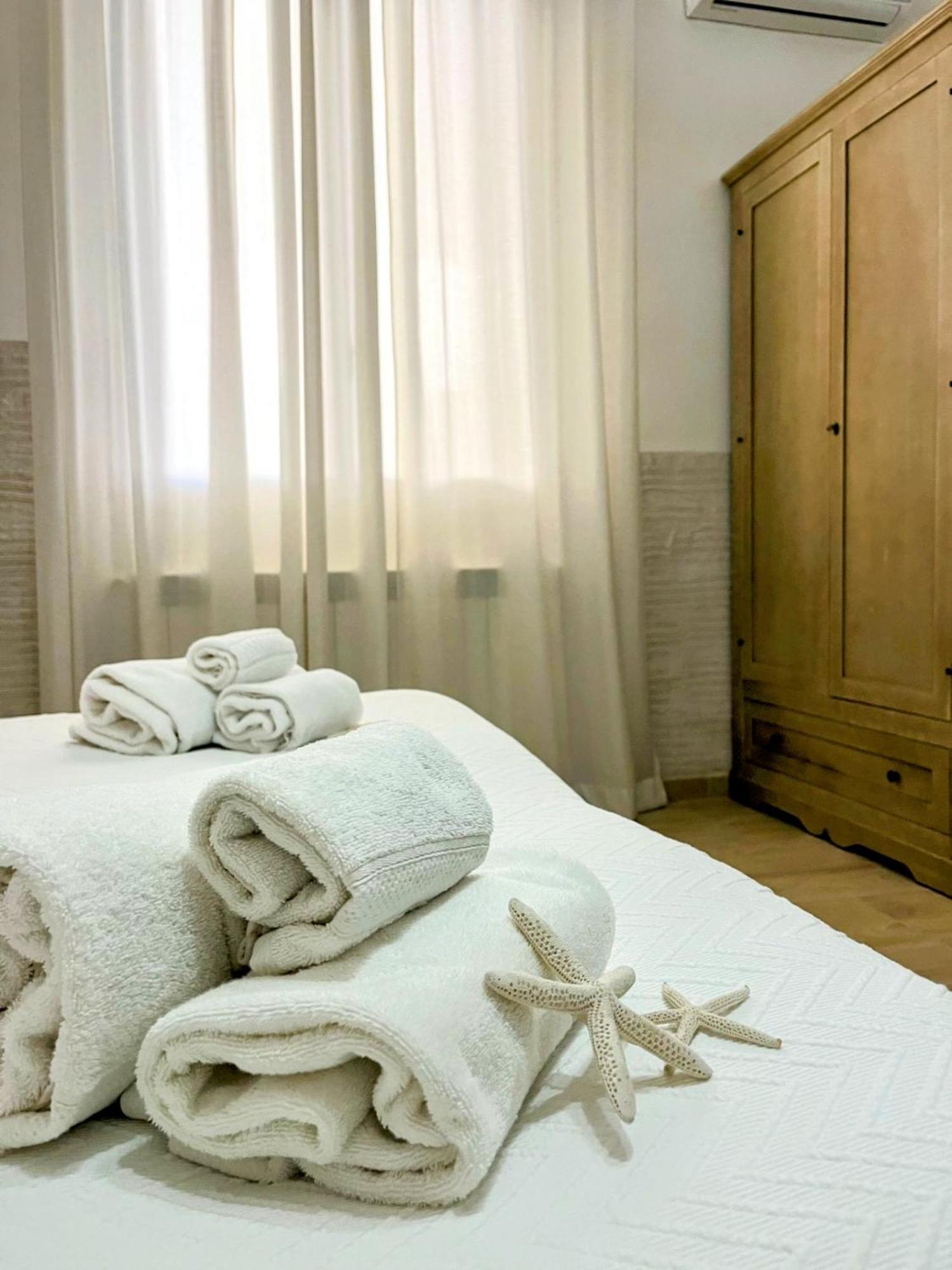 쿠스토나치 Cofanomare B&B 외부 사진