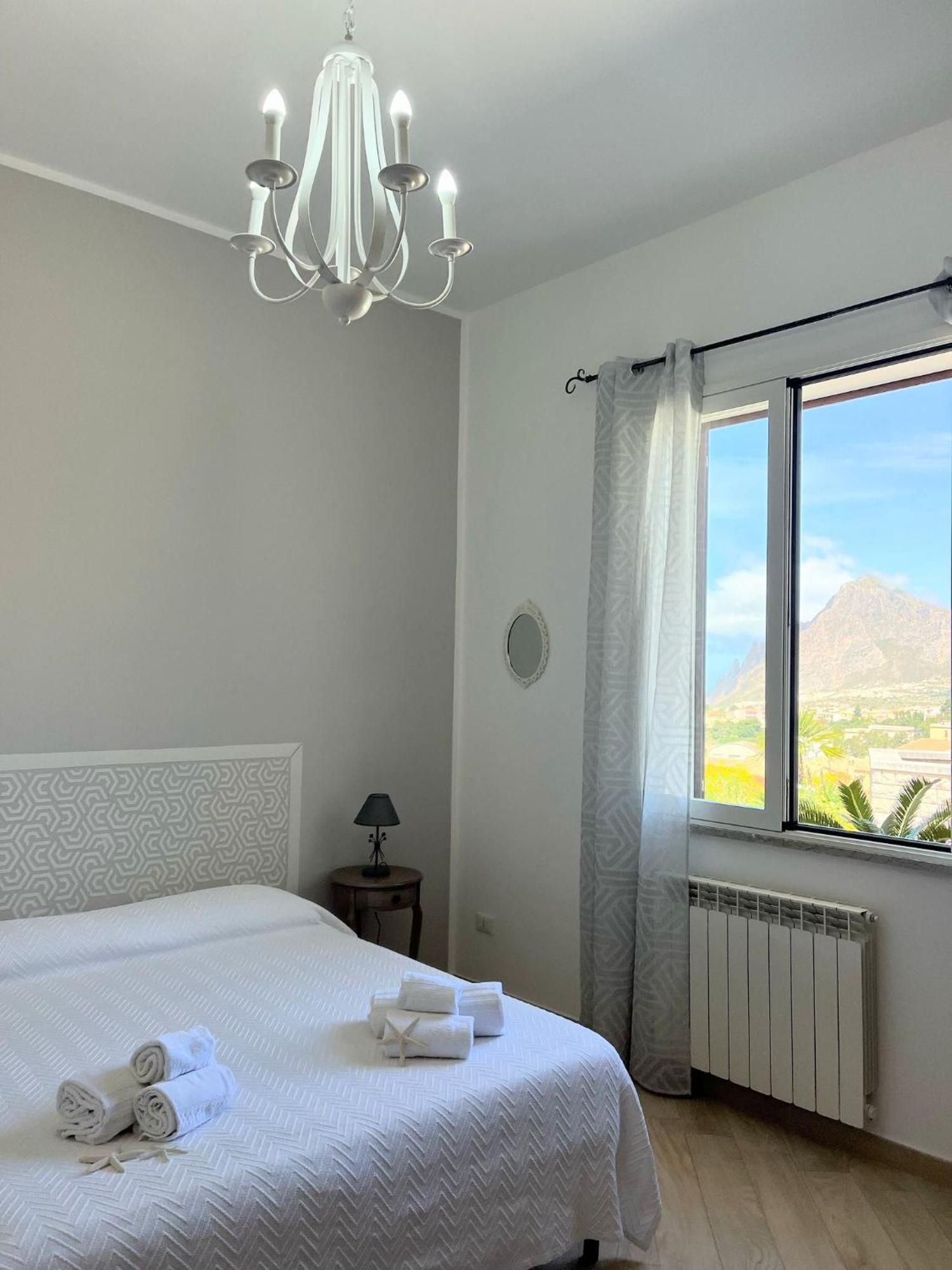 쿠스토나치 Cofanomare B&B 외부 사진